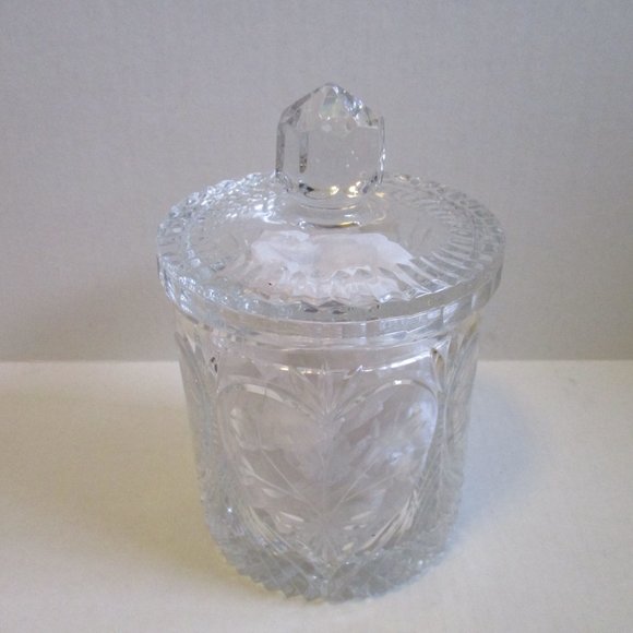 *Vintage Violetta Crystal Canister with Cover 'Flowers in Heart' Made in Poland - Picture 7 of 8